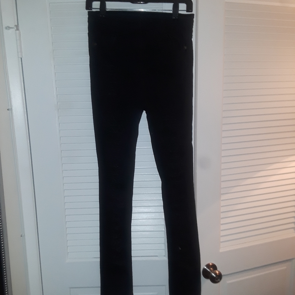Skinny Black Italian stretch Front legs all distressed  Jean's new  Size S OR  M
